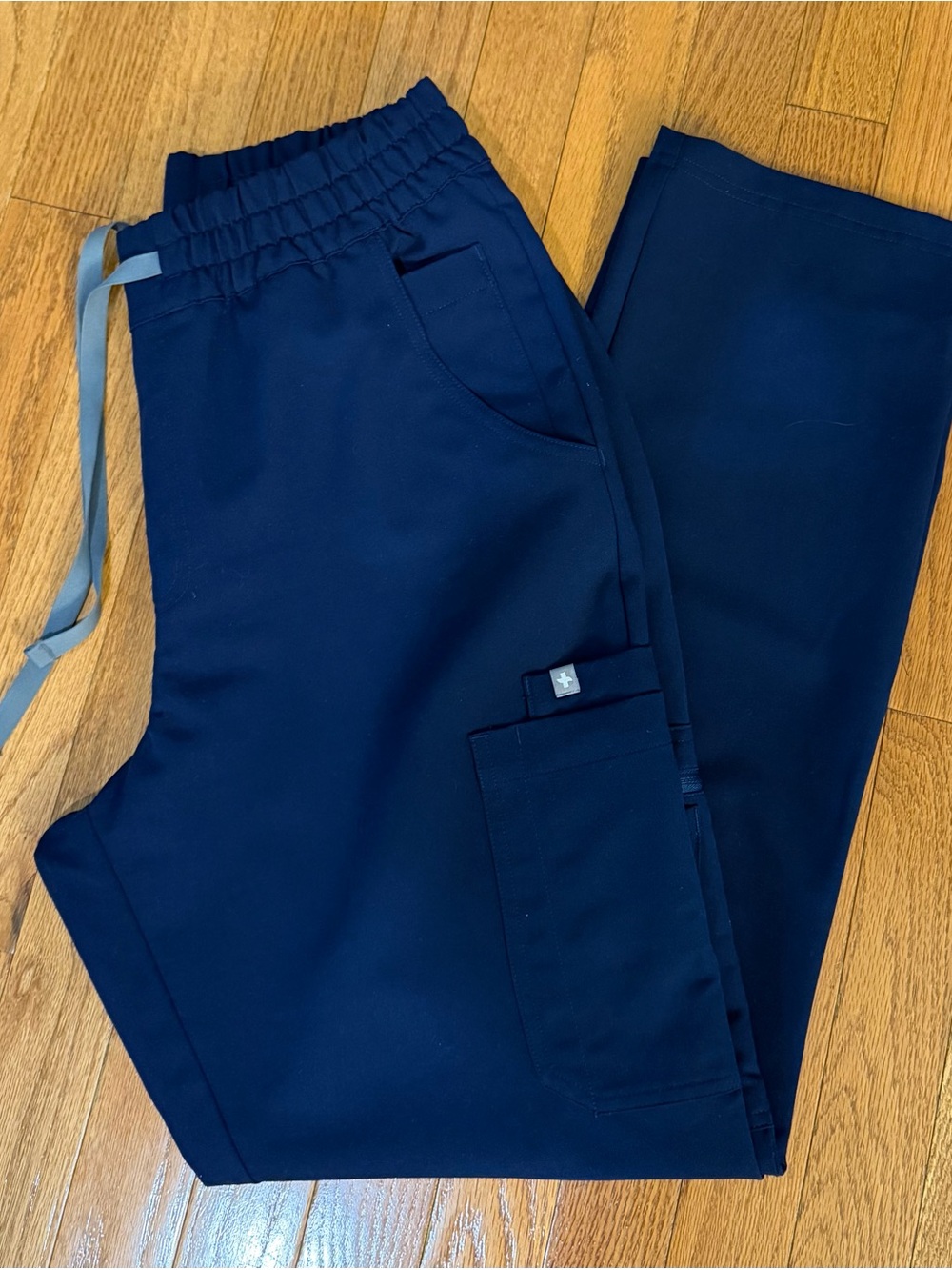 Figs Women’s Navy Dowa Scrub Pants